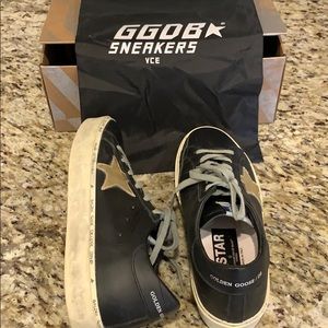 Black and Hold Golden Goose Hi Star Sneakers